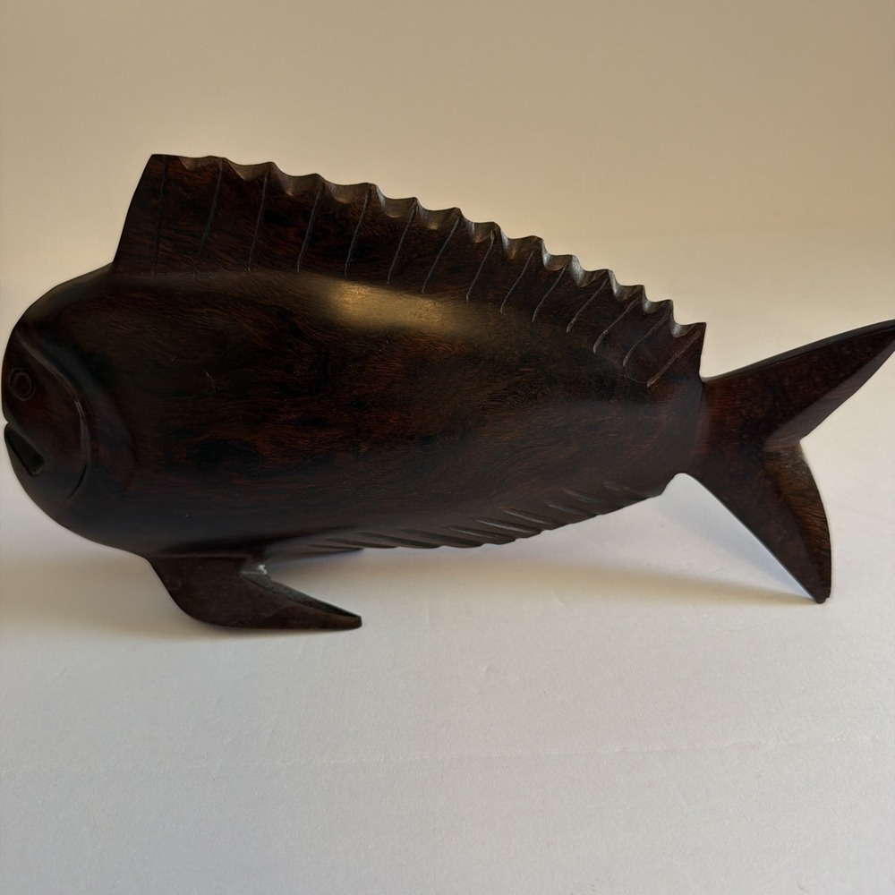 Vintage Hand-Carved Ironwood Fish (Mid-Century) Wood Table Home Decor - Picture 2 of 9